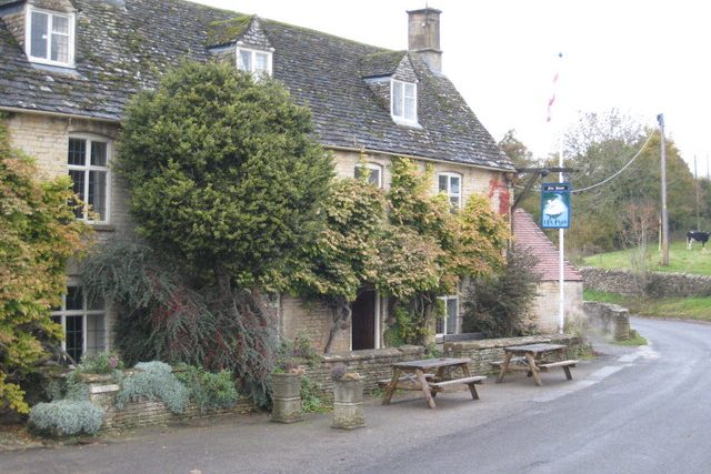 The Swan Inn, Swinbrook